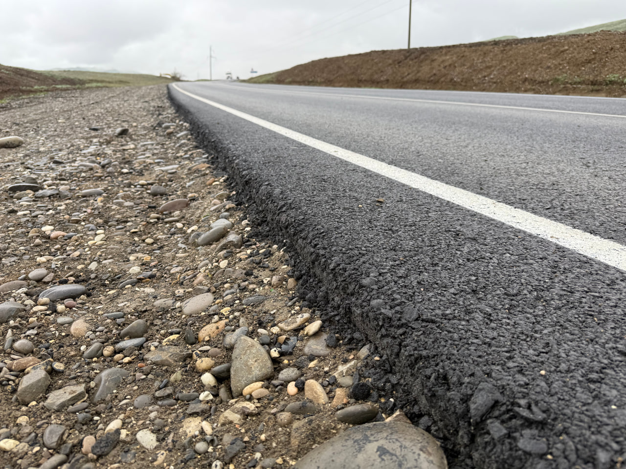 Студенты АДК оценили ход ремонта трассы Буйнакск – Кизилюрт